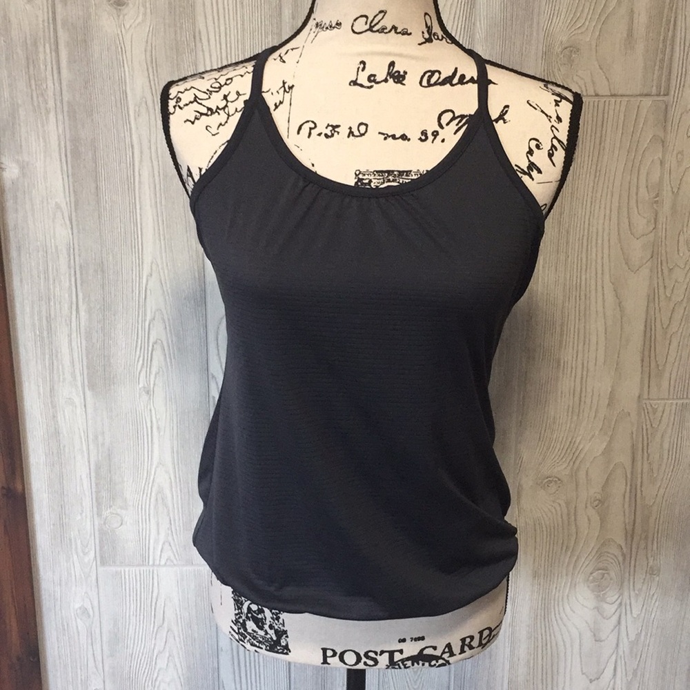 charcoal grey workout tank